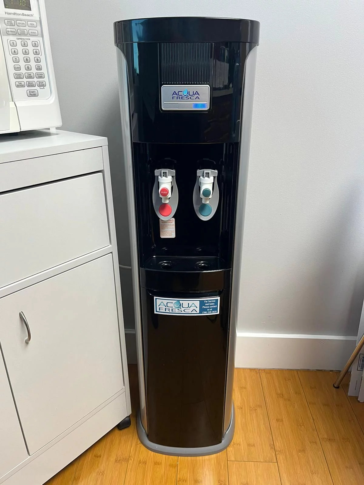 Bottleless water cooler installation 5